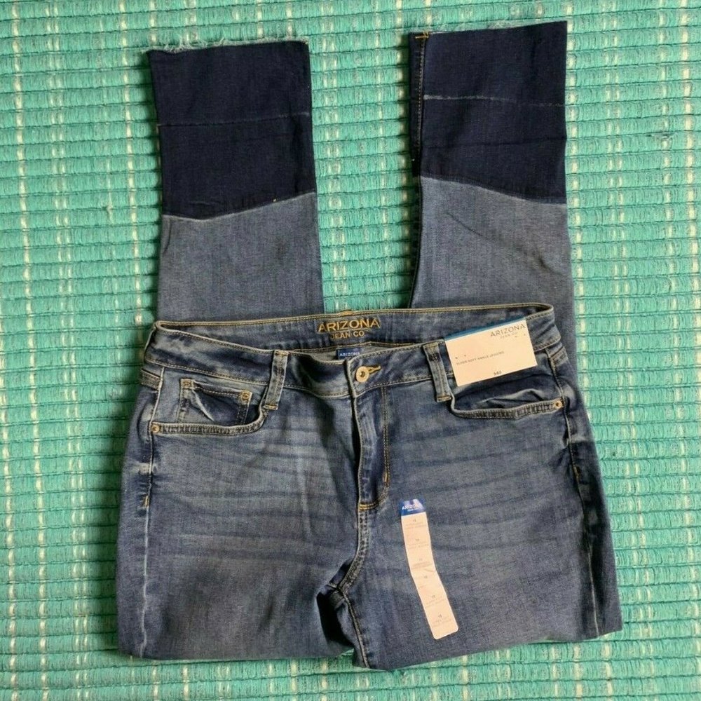 Arizona Jean Co. NWT Super Soft Jegging Size 13